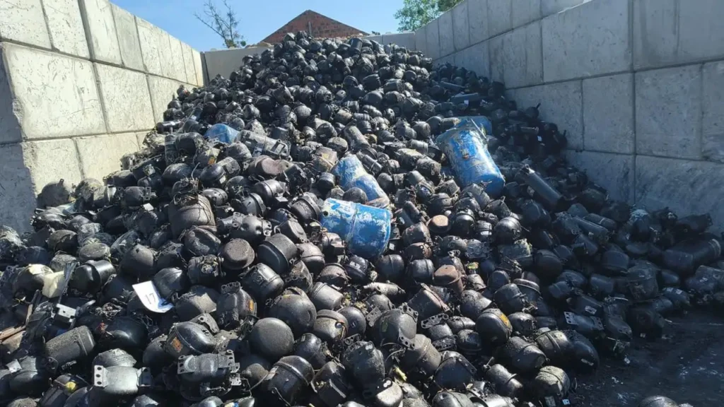 Compressor / Sealed Units